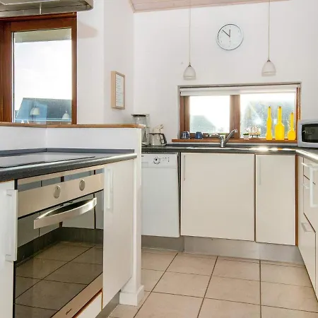 Three-bedroom In Ulfborg 27 * Thorsminde