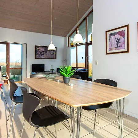 Holiday home Three-bedroom In Ulfborg 27 *