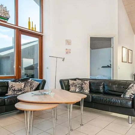Holiday home Three-bedroom In Ulfborg 27 Thorsminde